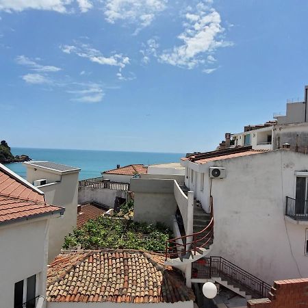 Apartmani Liki Ulcinj Ngoại thất bức ảnh