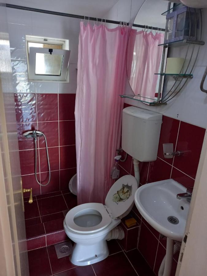 Apartmani Liki Ulcinj Ngoại thất bức ảnh