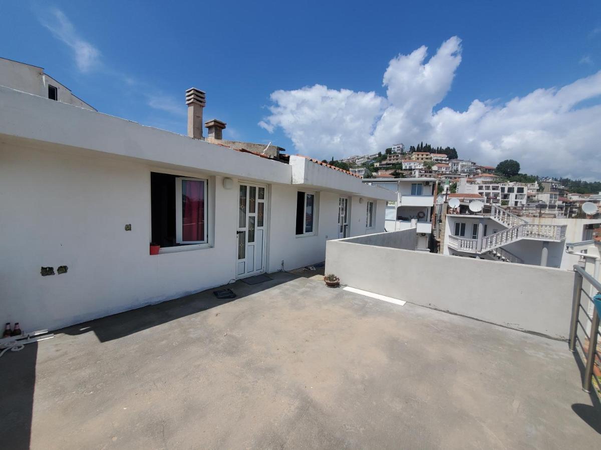 Apartmani Liki Ulcinj Ngoại thất bức ảnh