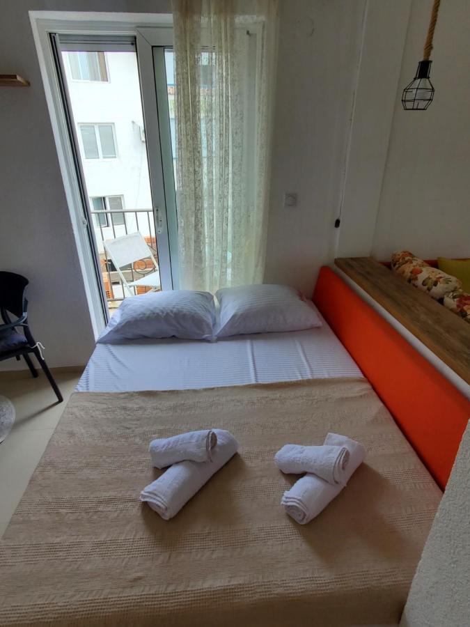 Apartmani Liki Ulcinj Ngoại thất bức ảnh